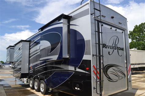 2020 Riverstone 37flth Fifth Wheel By Forest River On Sale Rvn13631