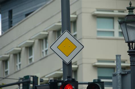 Schreiben sie die erste kundenmeinung. Bilder Halteverbot und Fotos Verkehrszeichen kostenlos downloaden