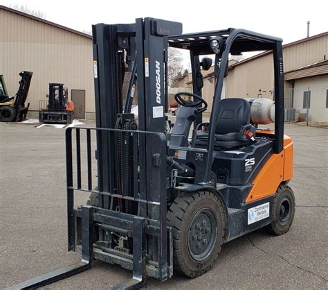 2019 Lp Gas Doosan G25n 7 Pneumatic Tire 4 Wheel Sit Down