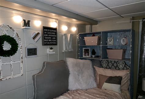 Dorm Room At Samford University In Vail Hall Vail Dorm Room University College Life Home