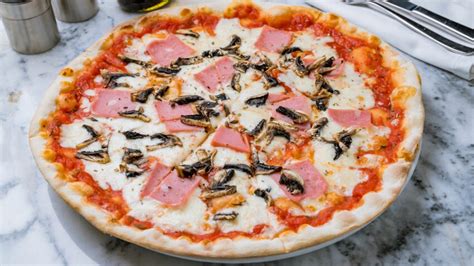 Pizza Reine Facile Et Rapide Découvrez Les Recettes De Cuisine De