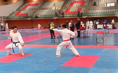 Morelenses Ganan Medallas En Nacional De Karate Do El Sol De Cuautla Noticias Locales