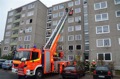 162 wohnungen in stade ab 773 €. Brand in Stade: Feuerwehr evakuiert neun Menschen über die ...