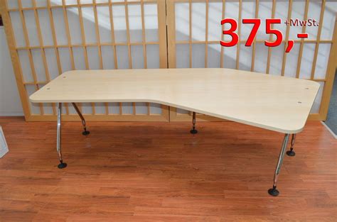 Width about 180cm, depth about 100cm, height about 71.5cm. Freiform-Schreibtisch - 233 cm - Ahorn - Vitra | Büromöbel ...