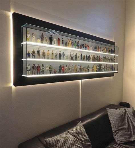 By maximizing the use of wooden board, you can make such a creative display case. diy display case ideas | Star wars action figures display ...