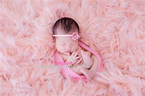 Pink Mongolian Faux Fur Newborn Photography Props In Blanket