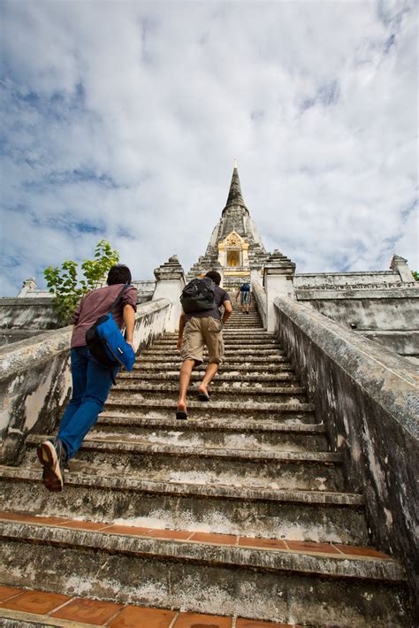 And when ever i go wat phou khao tong. Wat Phu Khao Thong 菩考同寺 | Ayutthaya City, Thailand 泰國大城 ...