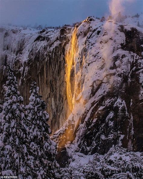 Photographers Gather For Famed Firefall Of Yosemite Daily Mail Online