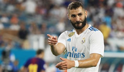 Karim benzema n'est toujours pas passé à l'euro. Nächste Verlängerung: Real bindet Benzema bis 2021 - REAL ...