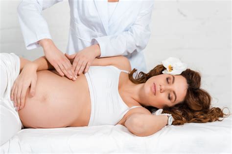 Prenatal Massage 60 Minutes