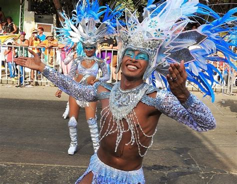 21 Stunning Images From Colombias Barranquilla Carnival