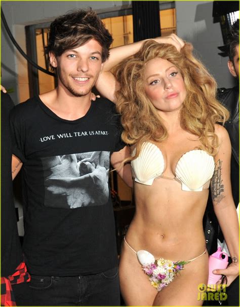 Lady Gaga Seashell Bikini With One Direction At VMAs Photo Bikini Lady Gaga