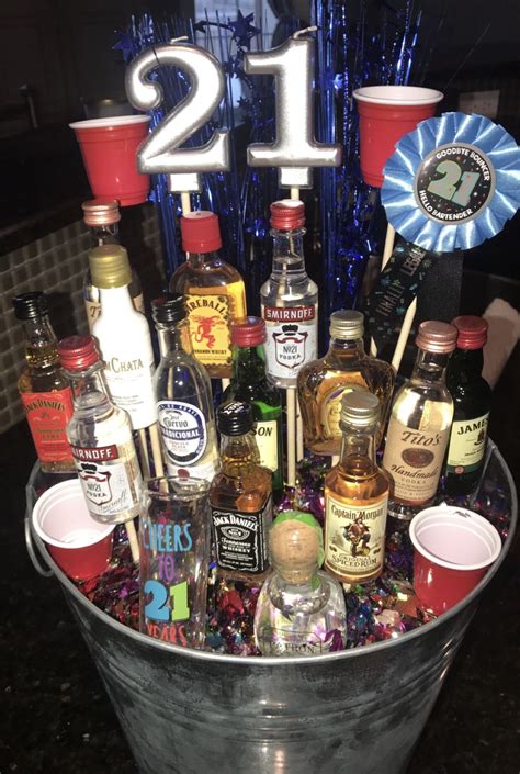 21st Birthday 21st Birthday Basket Guys Boyfriend Alcohol Diy