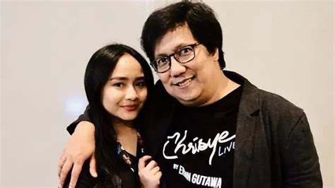 Jarang Muncul Di Layar Kaca Ini 7 Potret Terbaru Gita Gutawa Hot