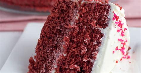 Felicity cloake for the guardian. Red Velvet Cake with White Chocolate Frosting - Cookie Dough and Oven Mitt