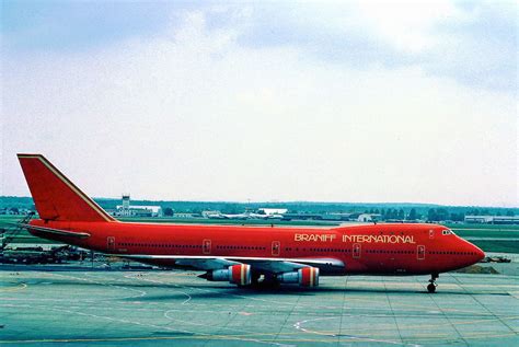 TBT (Throwback Thursday) in Avation History: Braniff ...