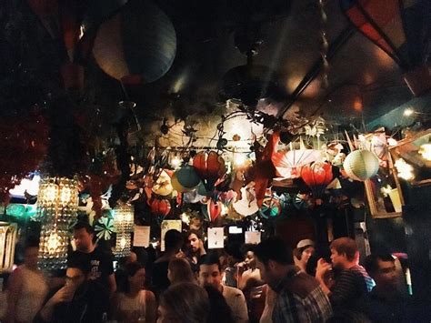 10 nyc spots to take someone you don t want to be seen with
