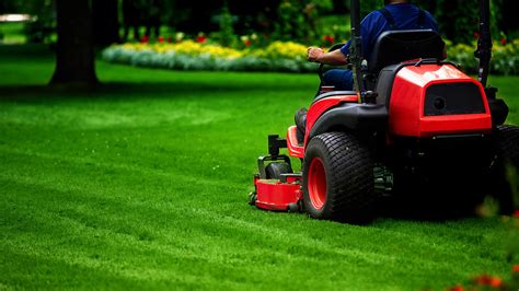 Improve Mowing Productivity With A Zero Turn Mower