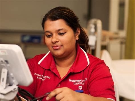 Nursing And Midwifery Western Sydney University