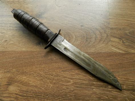 Us Army Combat Knife