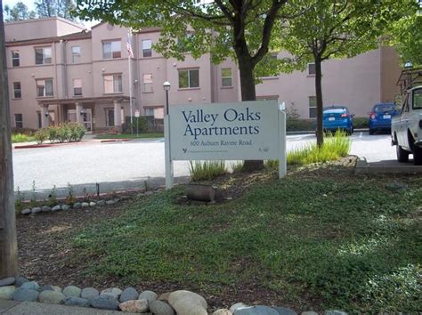 Valley Oaks Apartments Housing Properties Volunteers Of America