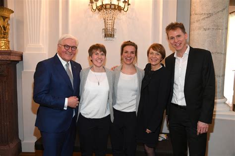 „tokio ist mit so vielen unwägbarkeiten verbunden, die. Offizielle Vertragsunterzeichnung Special Olympics World ...