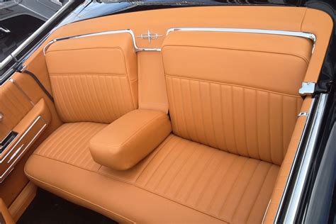Cool Custom Car Interiors At Sema Rag Lincoln 01 Lowrider