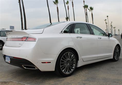 Road Test 2013 Lincoln Mkz Hybrid The Great White Hope The