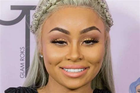 Angela reneé white (nascida em 11 de maio de 1988), profissionalmente conhecida como blac. Blac Chyna Plastic Surgery: Nose Job,Boob Job,Bum Implants