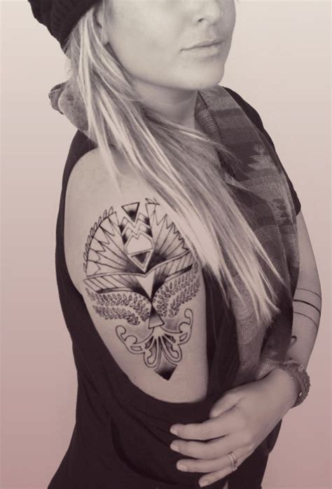 Female Tribal Shoulder Tattoo Tattoo Ideas Pinterest