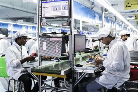 Indias Mobile Manufacturing Set To Surge To 50 Billion In Fy24