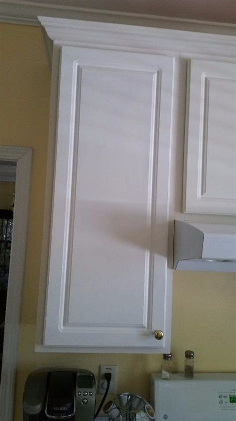 The white cabinets in the house are peeling in a few spots and i need to figure out a way to fix them. Redoing My Kitchen Peeling Cabinets One at a Time | Hometalk