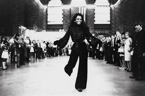 9 Throwback Diana Ross Outfits Wed Wear Right This Second Diana Ross Diana Ross