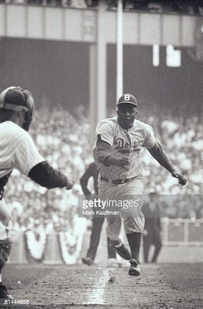 Jackie Robinson Steal Photos And Premium High Res Pictures Getty Images