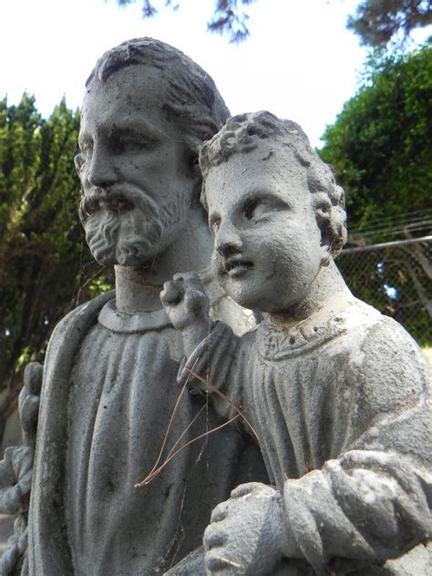 Spencer Alley Graveyard Statues