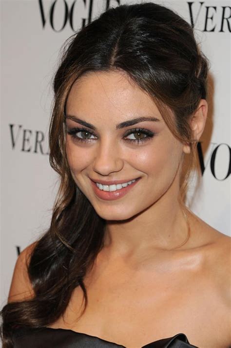 14 Trendy Mila Kunis Hairstyles For You Try It Today