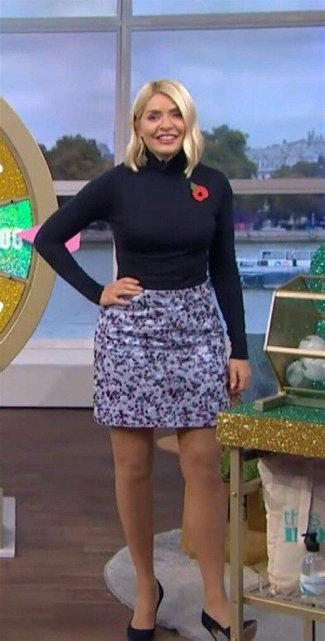 pin by j hayward on random well dressed women holly willoughby outfits holly willoughby legs