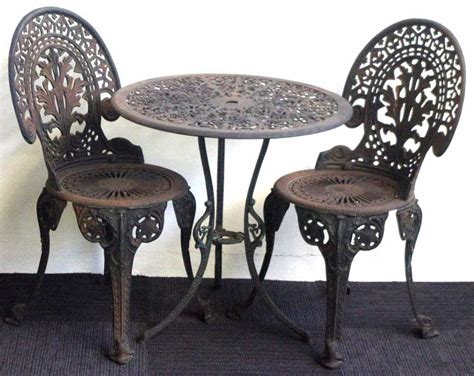 Vintage Cast Iron Outdoor Set Table And Chairs Decorative Garden