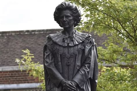 margaret thatcher statue is finally erected in her home town of grantham lincolnshire live