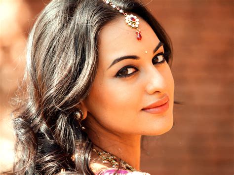Did You Know Sonakshi Sinha Deliberately Gained Weight For Dabangg2