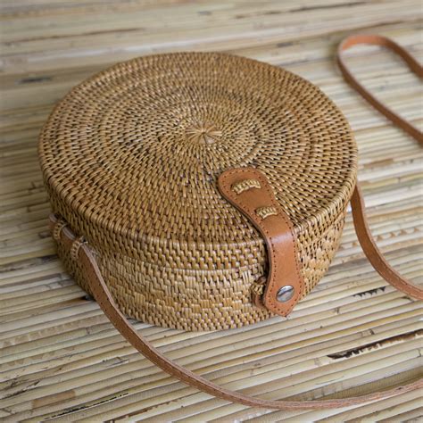 Round Wicker Straw Bag | PolkaDee
