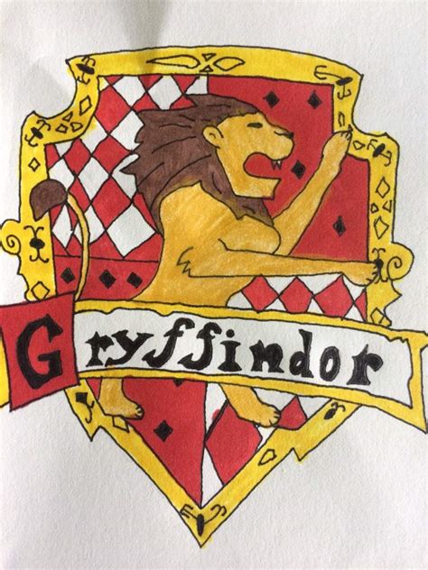 How To Draw The Gryffindor Crest From Harry Potter Pe