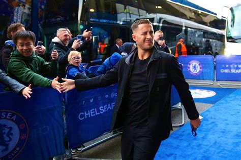 Madrid Zone On Twitter Huge Cheers For Eden Hazard From Chelsea Fans