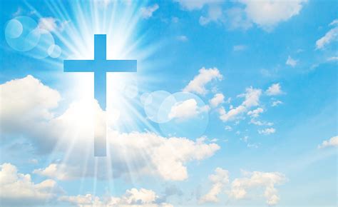 Cruz Cristiana Aparece Brillante En El Cielo Foto De Stock Y Más Banco