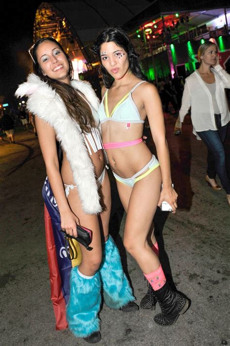 the 40 most outrageous street style looks from ultra music festival ultra music festival rave