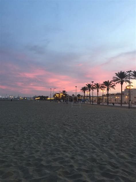 La Playa Valencia Spain Playas españa Playa valencia Buenos aires