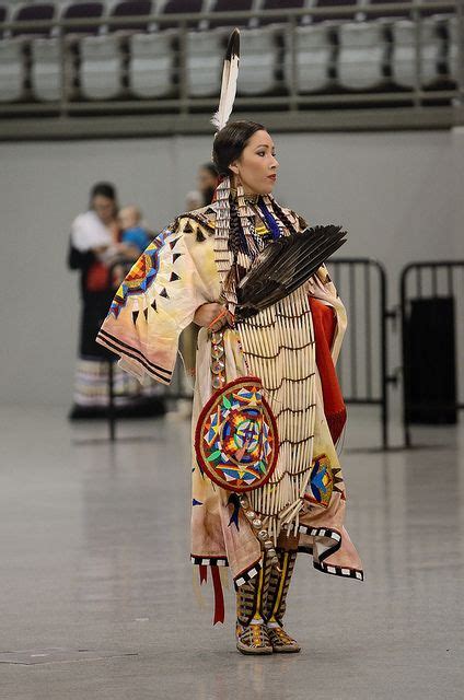 Randi Bird Ladies Traditional Dance By Jwkeith Via Flickr Native American Regalia Native