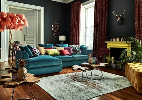 Ajoutez De La Chaleur à La Pièce Avec Un Tapis Green Sofa Living Room