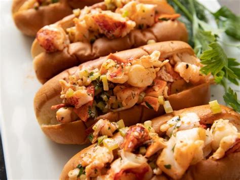 Ina's fresh, elegant approach to food, from home cooking and al fresco dining, to dinner party advice has won legions of fans to her hit show barefoot contessa. Warm Lobster Rolls Recipe | Ina Garten | Food Network