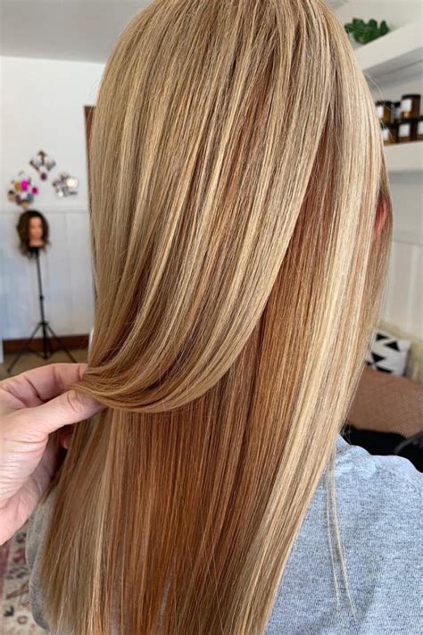 Blonde With Red Undertones Red Undertones Mixed With Blonde Adds A